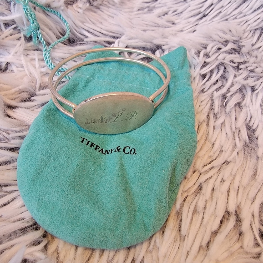 Authentic Tiffany & Co. Bangel Bracelet